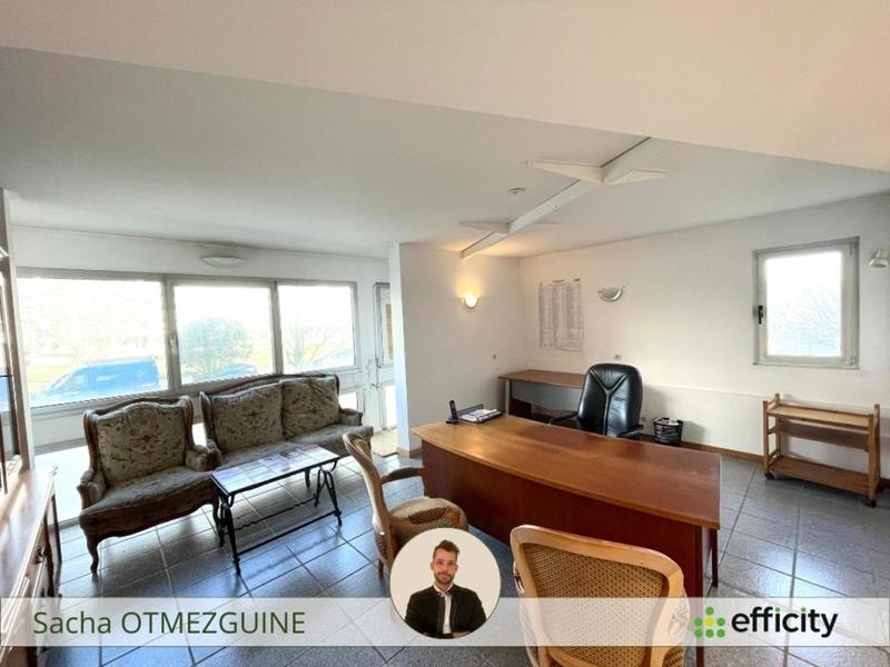 Appartement - 93 m² - 6 pièces