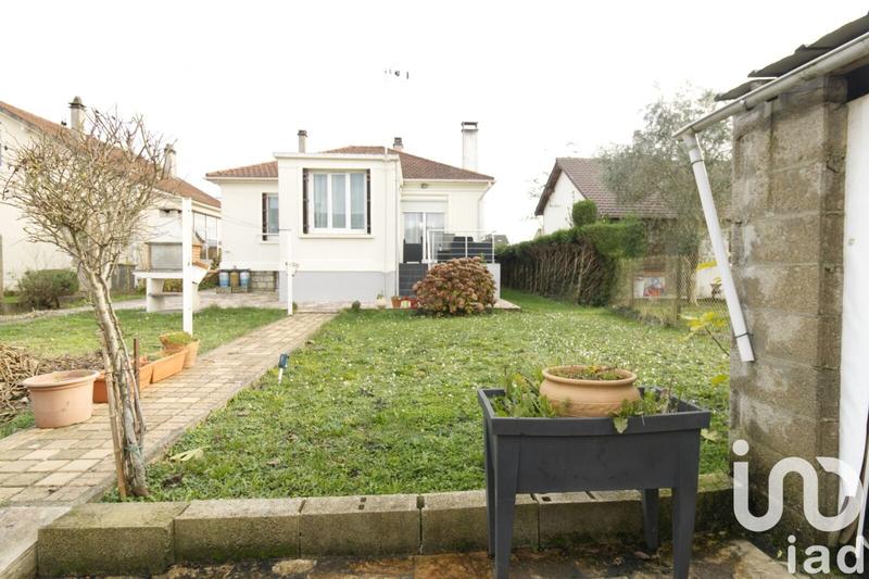 Maison - 95 m² - 6 pièces