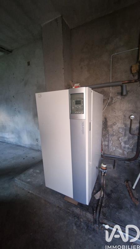 Maison - 226 m² - 8 pièces