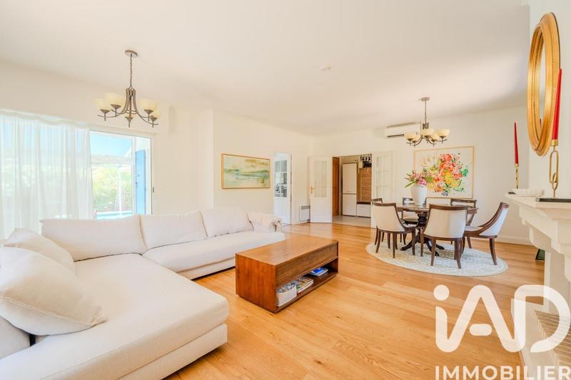 Maison - 156 m² - 6 pièces