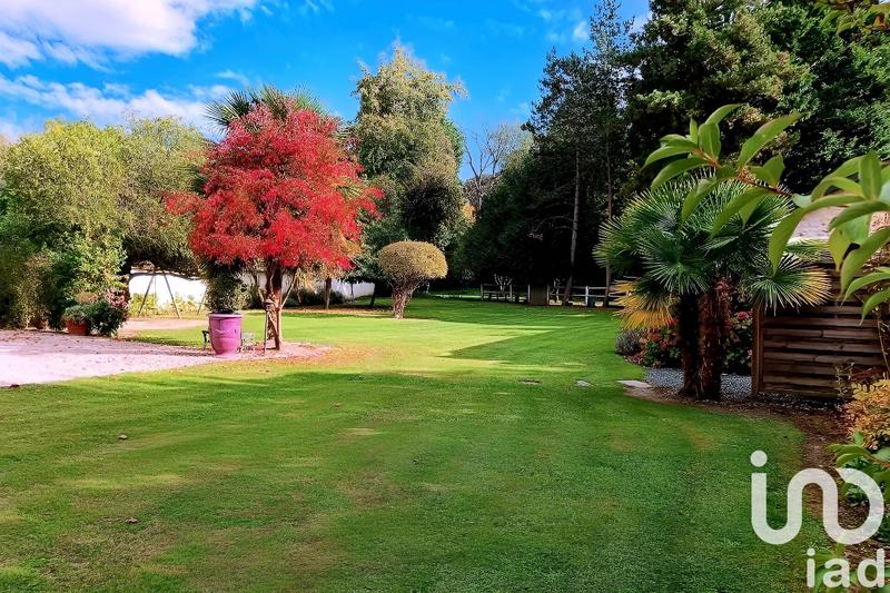 Maison - 400 m² - 10 pièces