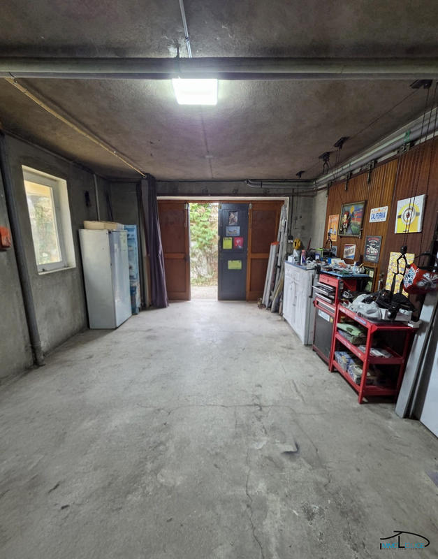 Maison - 186 m² - 7 pièces