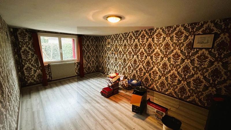 Maison - 199 m² - 7 pièces