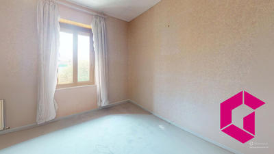 Maison - 90 m² - 3 pièces