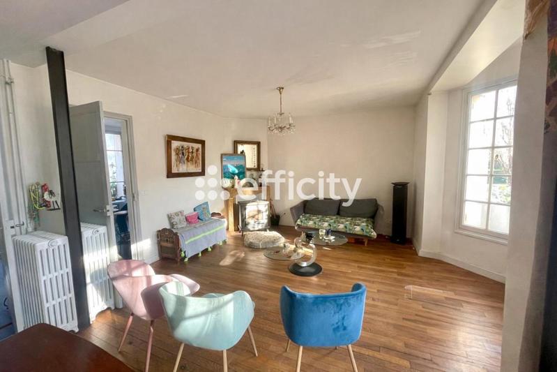 Maison - 170 m² - 8 pièces