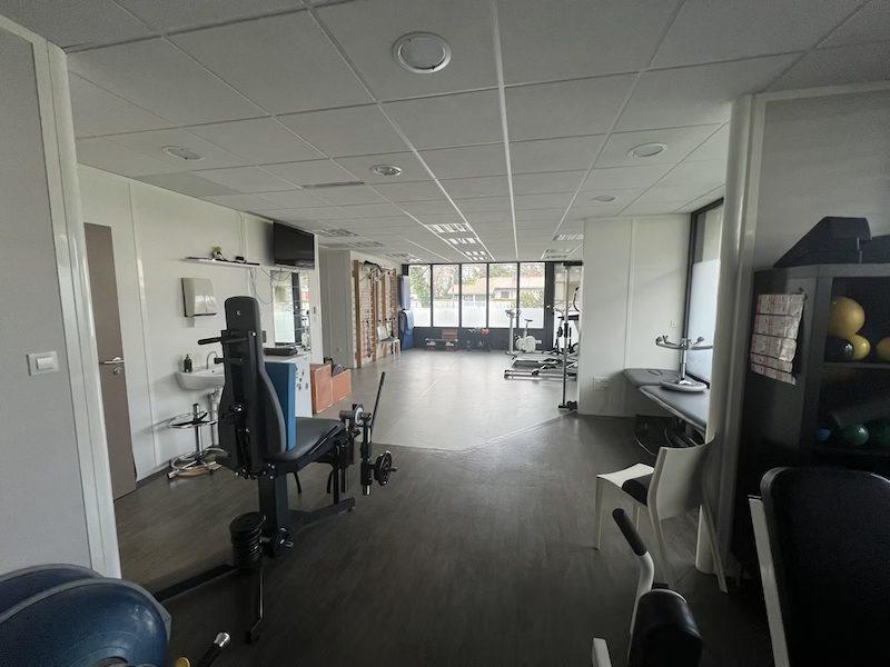 Bureau - 200 m² - 16 pièces