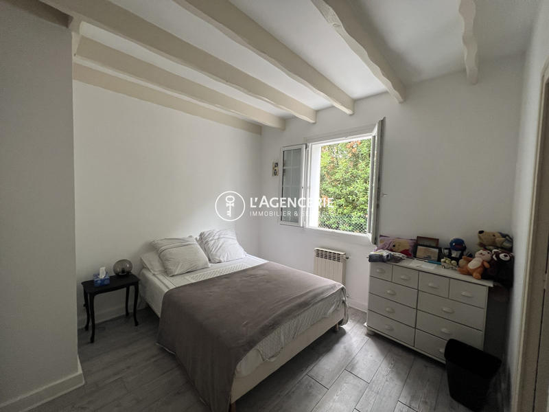 Maison - 255 m² - 7 pièces