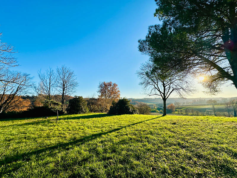 Maison - 362 m² - 9 pièces