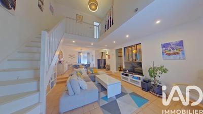 Maison - 170 m² - 6 pièces