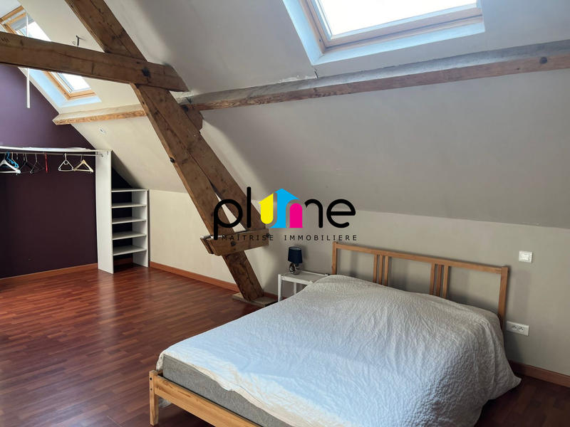 Maison - 200 m² - 7 pièces