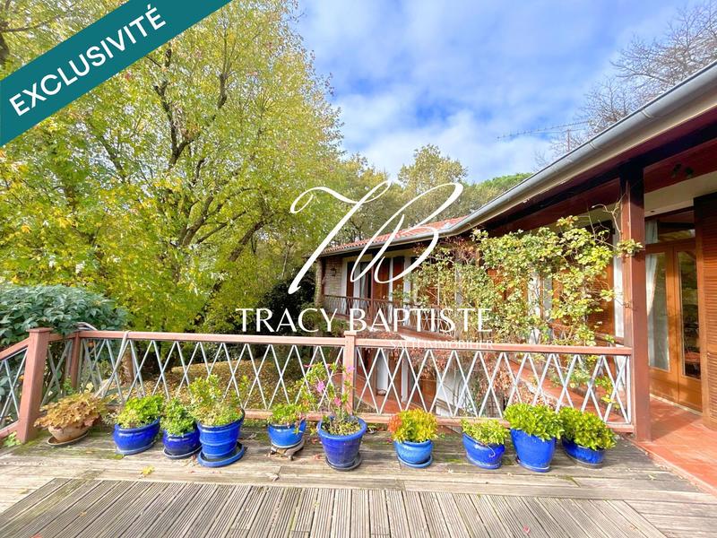 Maison - 294 m² - 8 pièces