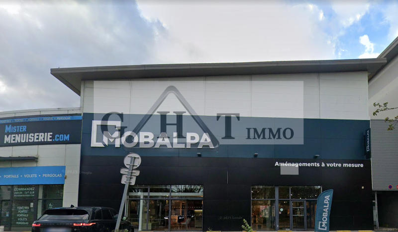 Local commercial - 900 m²