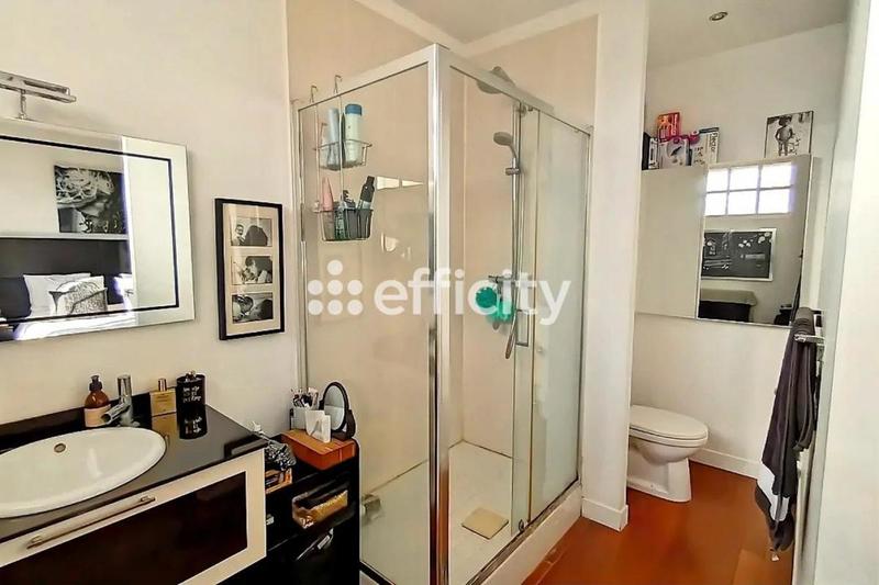 Maison - 326 m² - 6 pièces