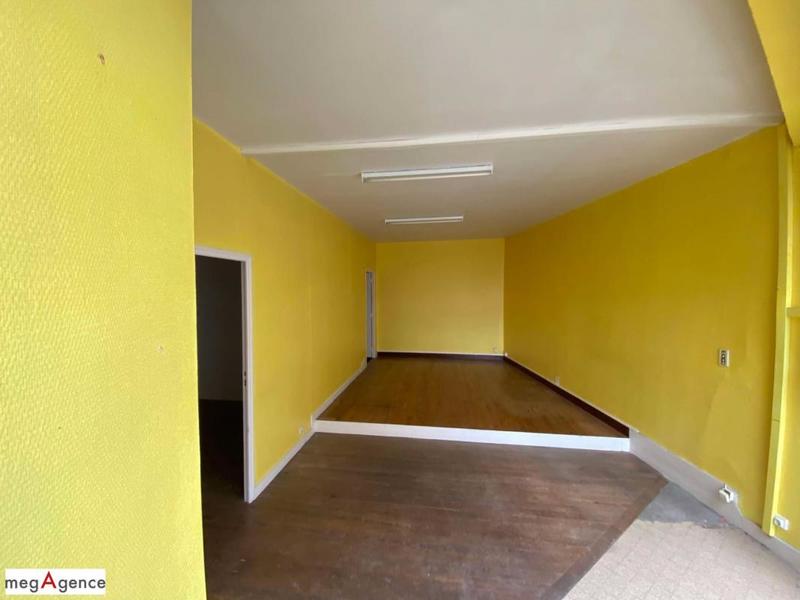 Maison - 277 m² - 12 pièces