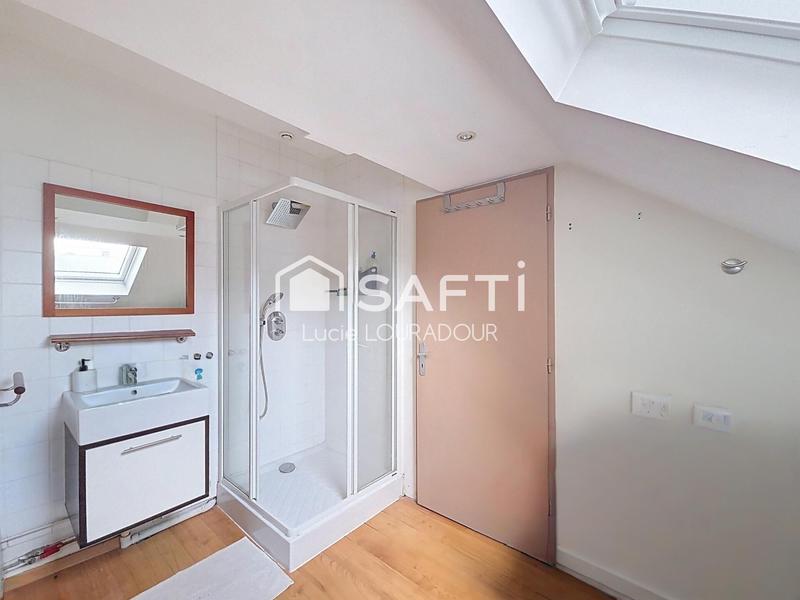 Maison de ville - 211 m² - 9 pièces