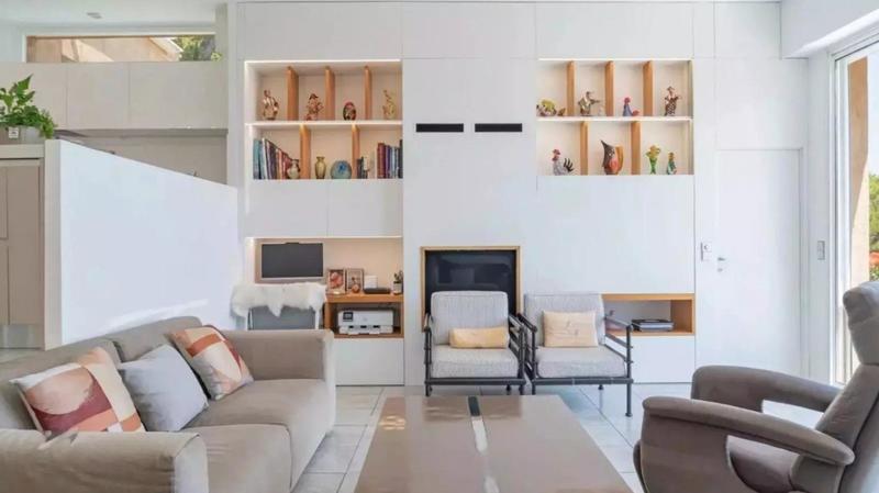 Maison - 271 m² - 7 pièces