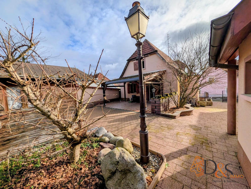 Maison - 90 m² - 4 pièces