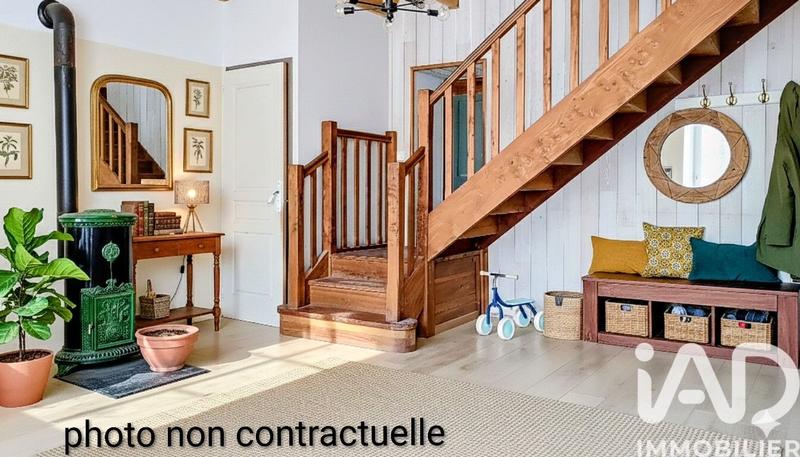 Maison - 288 m² - 8 pièces