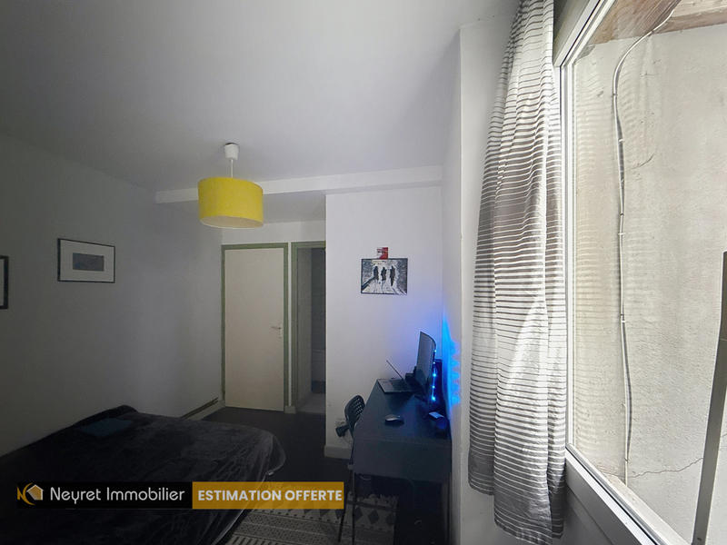 Appartement - 75 m² - 2 pièces