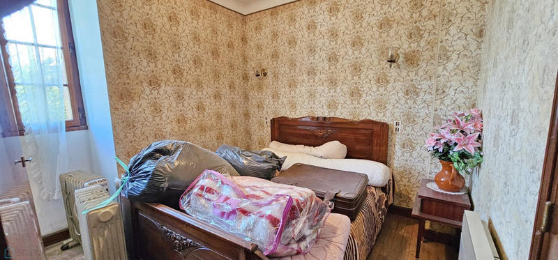 Maison - 200 m² - 6 pièces