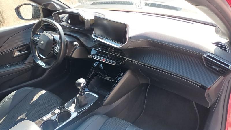 Peugeot 208 II 1.2 PureTech 100 Gt Line - Entretien constructeur