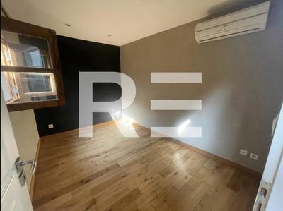 Appartement - 89 m² - 3 pièces