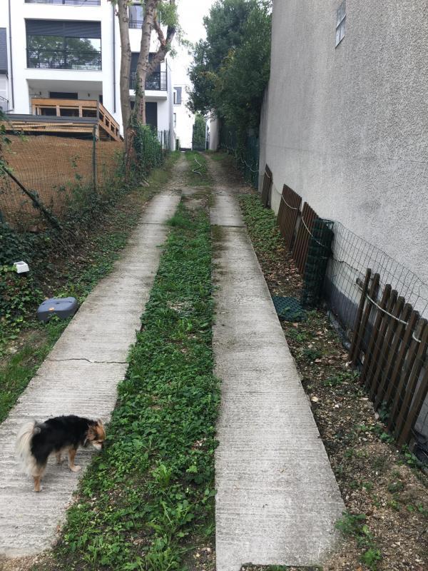 Terrain constructible - 713 m²