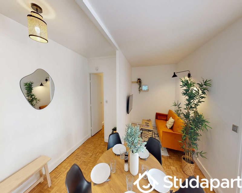 Chambre - 110 m² - 1 pièce