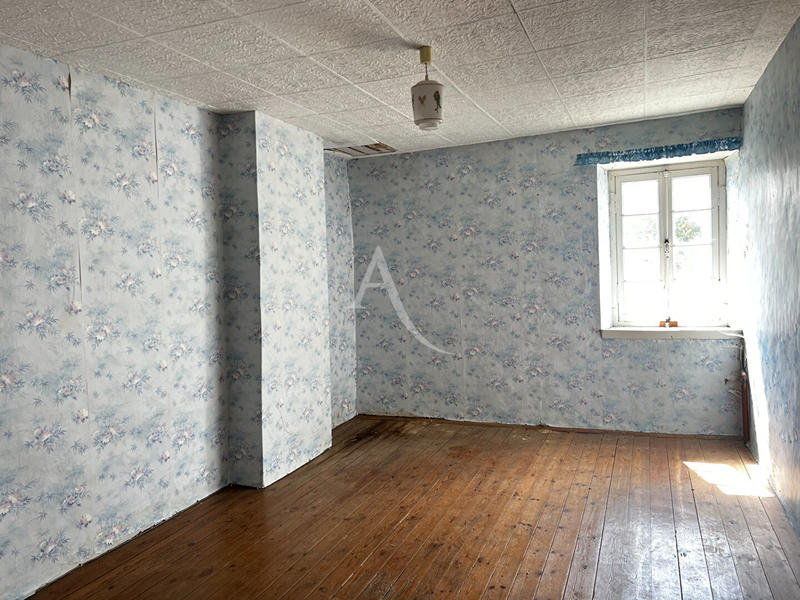 Maison - 94 m² - 5 pièces