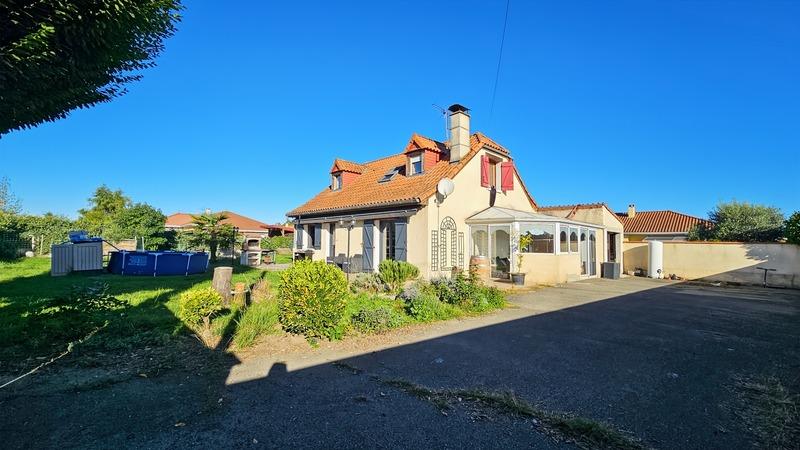 Maison - 103 m² - 4 pièces