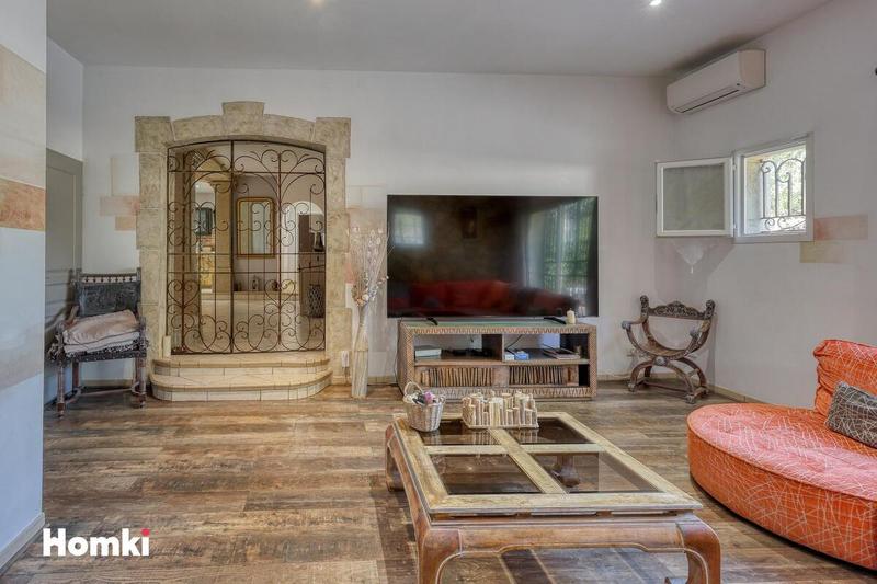 Villa - 209 m² - 6 pièces