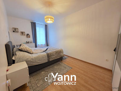 Maison - 350 m² - 11 pièces