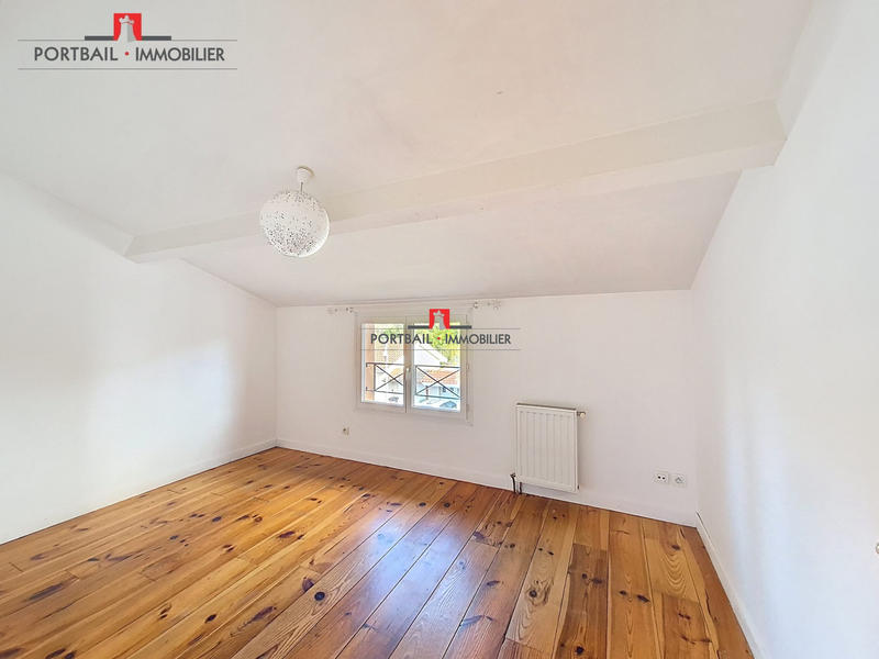 Maison traditionnelle - 135 m² - 6 pièces