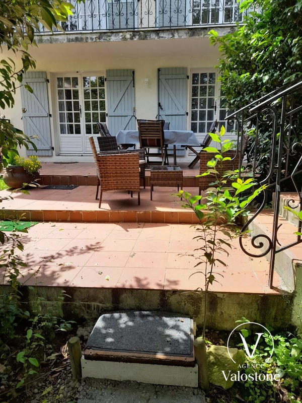 Maison - 205 m² - 5 pièces