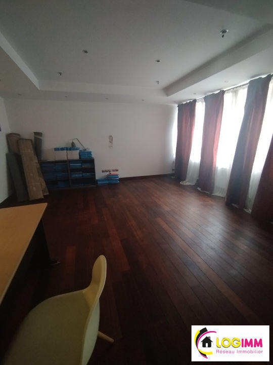 Appartement - 168 m² - 5 pièces