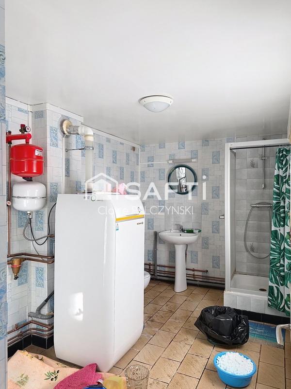 Maison - 99 m² - 4 pièces