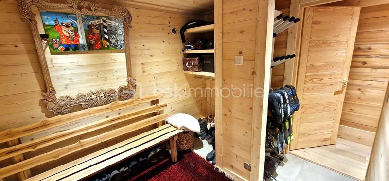 Châlet - 295 m² - 7 pièces