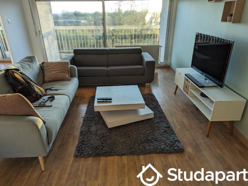 Chambre - 14 m² - 1 pièce