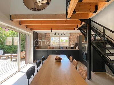 Maison - 109 m² - 3 pièces