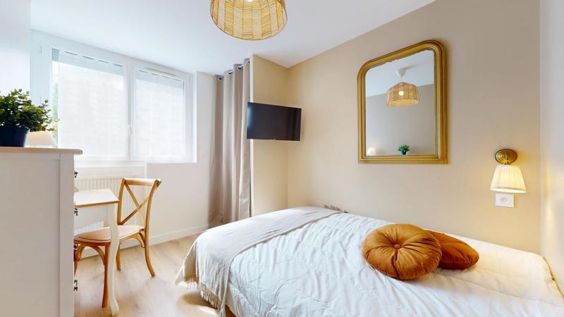 Appartement - 88 m² - 6 pièces