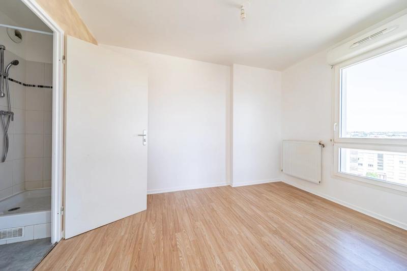 Appartement - 81 m² - 4 pièces