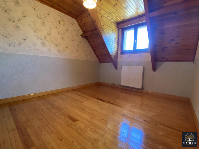 Maison - 141 m² - 6 pièces