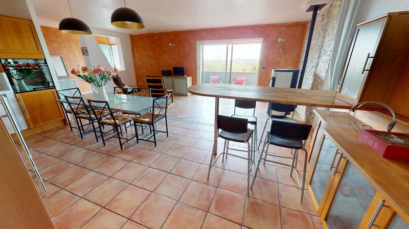 Maison - 116 m² - 4 pièces