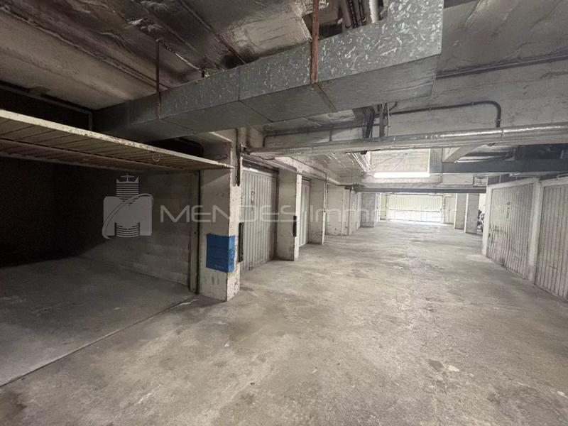 Appartement - 111 m² - 2 pièces