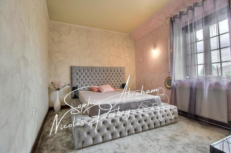 Maison - 185 m² - 5 pièces