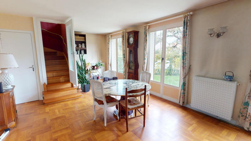 Maison - 163 m² - 6 pièces