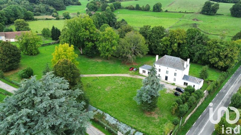 Maison - 286 m² - 10 pièces