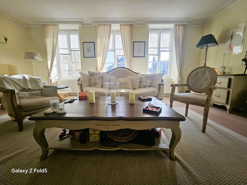 Appartement - 178 m² - 7 pièces