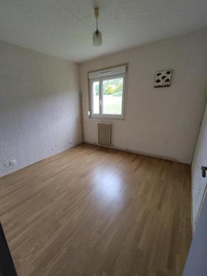 Appartement - 88 m² - 5 pièces