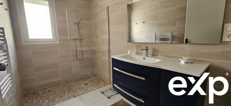 Maison - 121 m² - 5 pièces